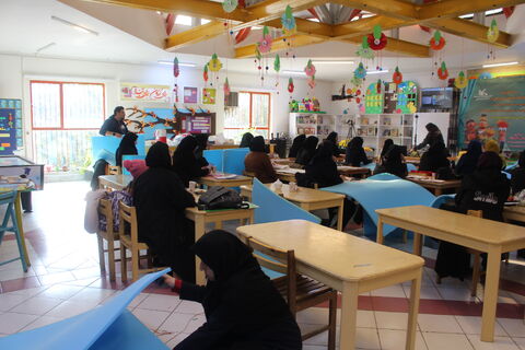 برگزاری دوره آموزشی کارگاه و نمایش عروسکی و ساخت عروسک  ویژه مربیان مسئول مراکز فرهنگی و مربیان امور فرهنگی هنری و ادبی مراکز استان آذربایجان شرقی اذر ماه 1404