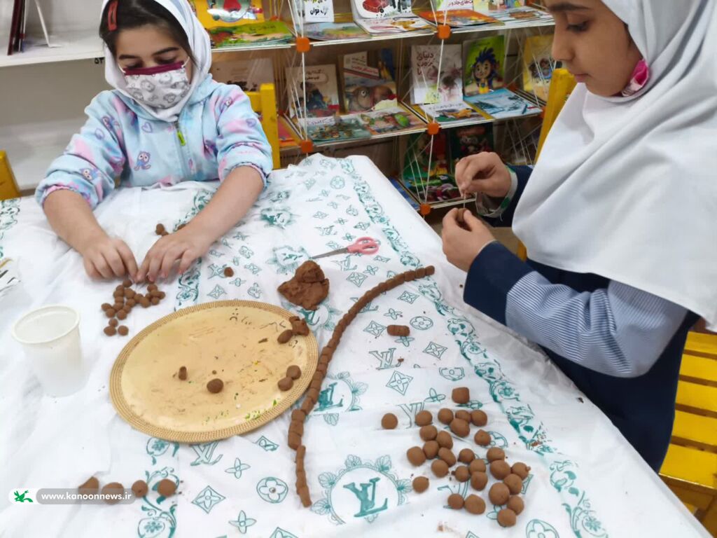 کارگاه «تسبیح سفالی» در کانون ماهشهر برگزار شد