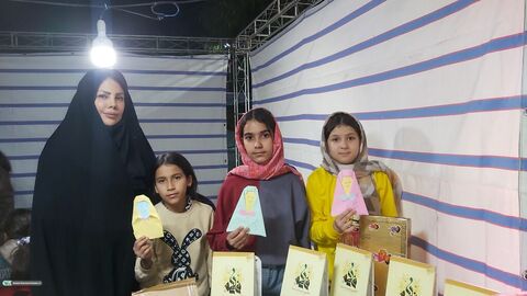 غرفه فاطمیه کانون بندر امام در پارک شهر برپا شد