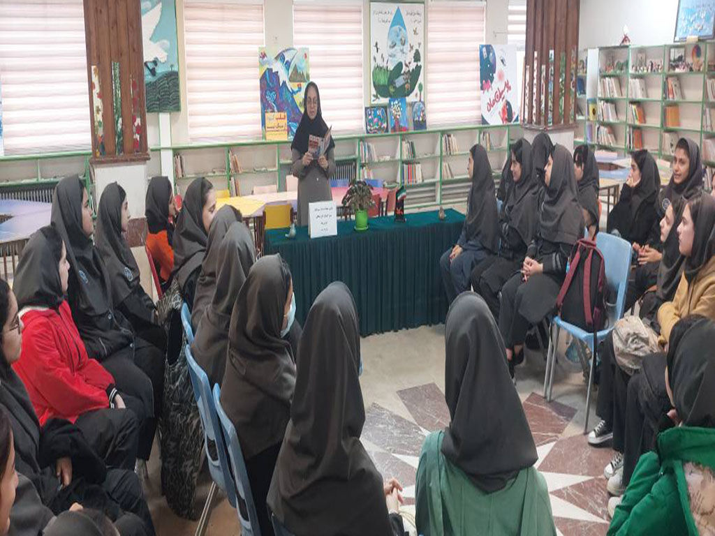 مربیان و اعضای کانون گیلان سالرزو شهادت سردار جنگل را گرامیداشتند