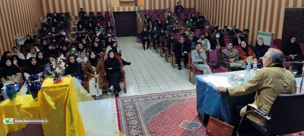 کارگاه قصهگویی کانون پرورش فکری کودکان و نوجوانان استان کردستان با حضور دکتر قطبالدین صادقی