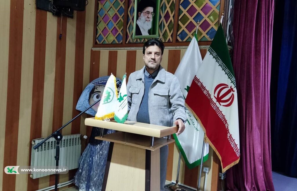 کارگاه قصه‌گویی کانون پرورش فکری کودکان و نوجوانان استان کردستان با حضور دکتر قطب‌الدین صادقی