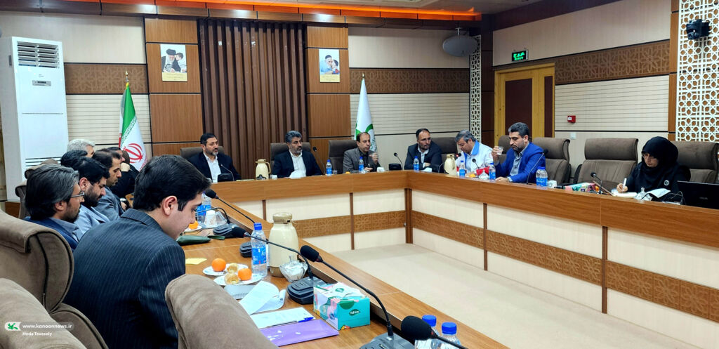 چهارمین جلسه قرارگاه نوجوانی و جوانی به میزبانی کانون پرورش فکری قم برگزار شد