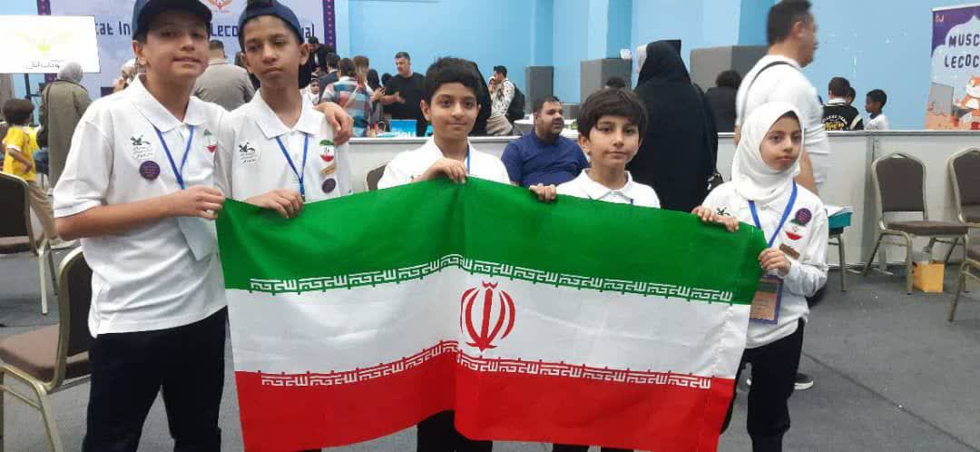 افتخار آفرینی اعضای کانون هرمزگان در مسابقات بین المللی رباتیک ۲۰۲۵ لکوکاپ مسقط