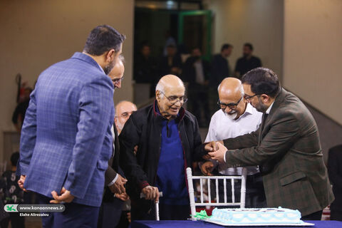 رونمایی از نشان ۶۰ سالگی کانون پرورش فکری