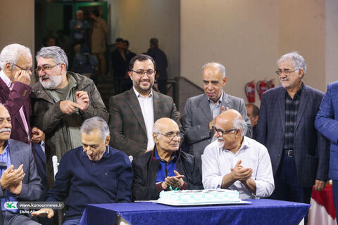 رونمایی از نشان ۶۰ سالگی کانون پرورش فکری