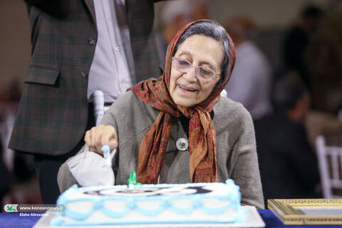 رونمایی از نشان ۶۰ سالگی کانون پرورش فکری