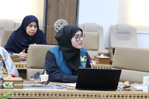 نشست صمیمانه نوجوانان فعال کانون مازندران با دکتر یونسی استاندار مازندران