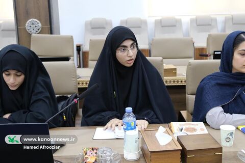 نشست صمیمانه نوجوانان فعال کانون مازندران با دکتر یونسی استاندار مازندران