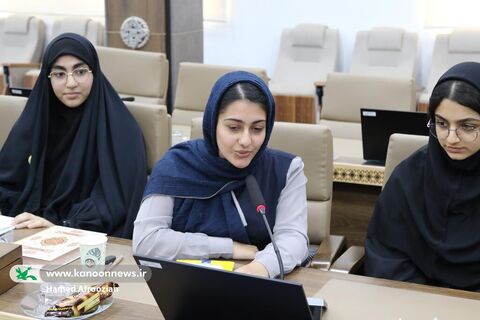 نشست صمیمانه نوجوانان فعال کانون مازندران با دکتر یونسی استاندار مازندران