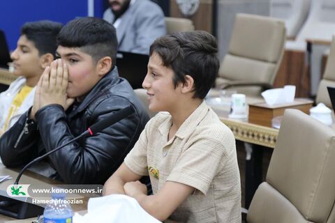 نشست صمیمانه نوجوانان فعال کانون مازندران با دکتر یونسی استاندار مازندران