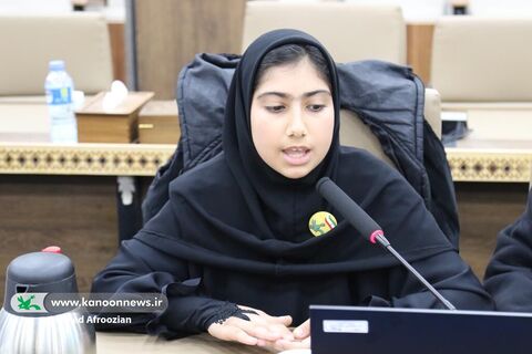 نشست صمیمانه نوجوانان فعال کانون مازندران با دکتر یونسی استاندار مازندران