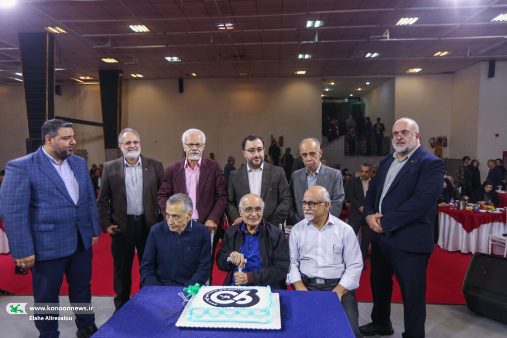 شبِ همدلی سالانه اهالی ادبیات کودک و نوجوان برگزار شد