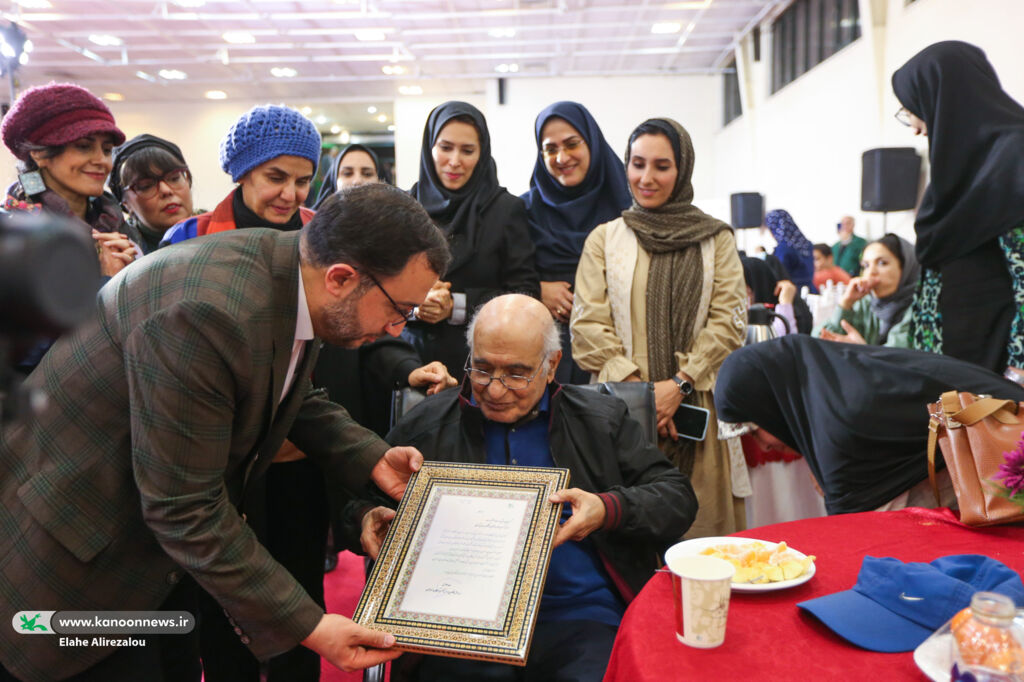 شبِ همدلی سالانه اهالی ادبیات کودک و نوجوان برگزار شد