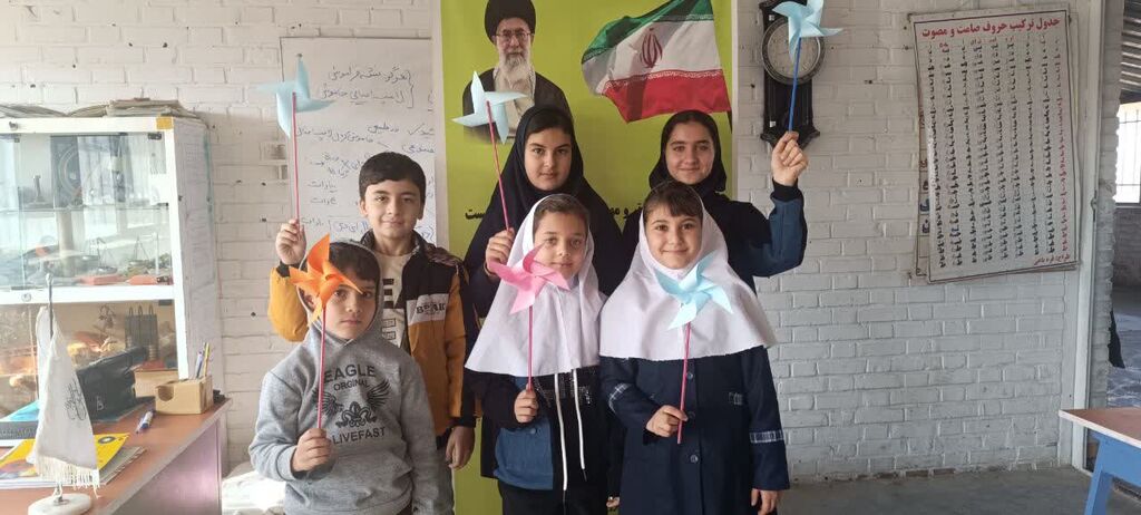 اجرای برنامههای فرهنگی و هنری برای دانشآموزان روستایی