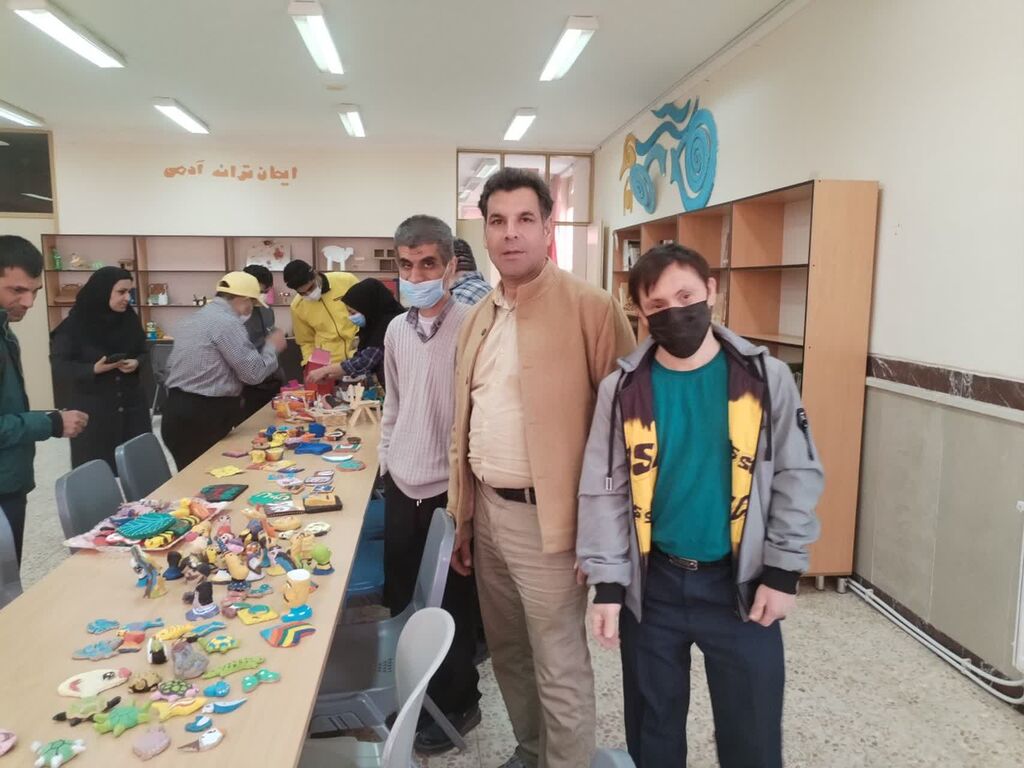 مرکز فرهنگی هنری دهلران میزبان دانش آموزان مرکز توان یابی در هفته معلولین