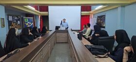 معلمان مدارس استثنایی استان زنجان با اصول قصه گویی آشنا شدند