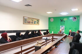 نشست هم اندیشی اعضای دبیرخانه با هیات داوران مرحله استانی