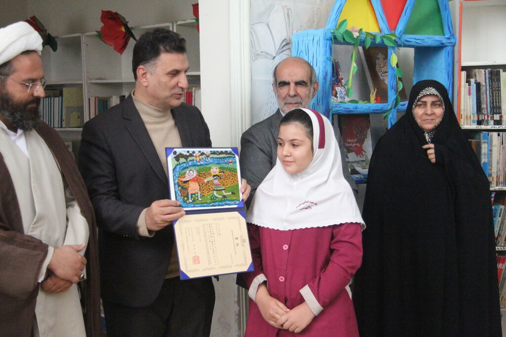 سومین ایستگاه اجرای ویژه‌برنامه فرهنگی در استان