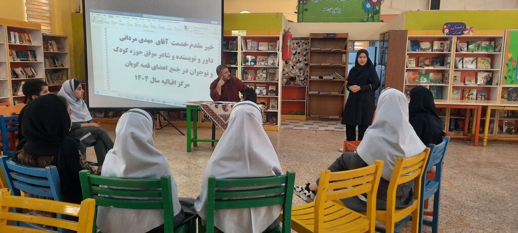 کارگاه‌های آموزش قصه‌گویی در مراکز فرهنگی و هنری کانون استان قزوین برگزار شد