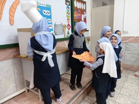 معرفی مشاغل در مرکز فرهنگی شماره 1 مشهد