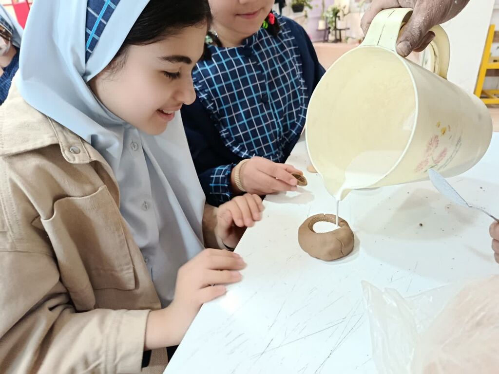 یک روز خاطرهانگیز در مرکز تایباد برای دانشآموزان دبستان سما