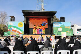 حضور  سفیر شادی در شهرها و روستاهای همدان