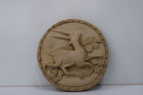 گزارش تصویری/ داوری آثار هنری دوسالانه هنرهای تجسمی در کانون همدان