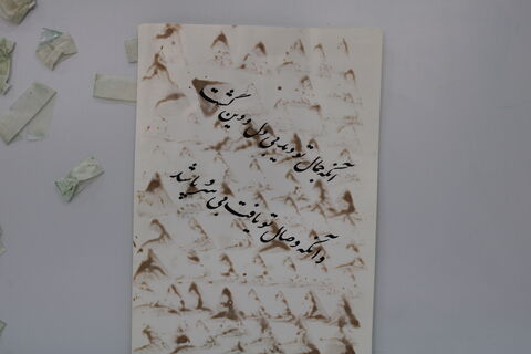 گزارش تصویری/ داوری آثار هنری دوسالانه هنرهای تجسمی در کانون همدان