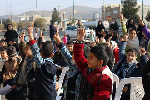 گزارش تصویری/تماشاخانه سیار کانون همدان