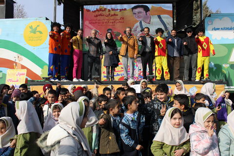 گزارش تصویری/تماشاخانه سیار کانون همدان