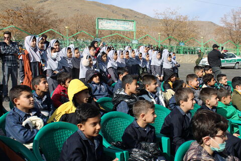 گزارش تصویری/تماشاخانه سیار کانون همدان