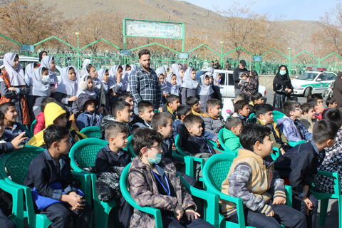 گزارش تصویری/تماشاخانه سیار کانون همدان