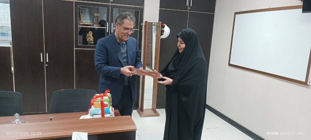 دیدارمدیر کانون استان ایلام بامدیرعامل پتروشیمی ایلام