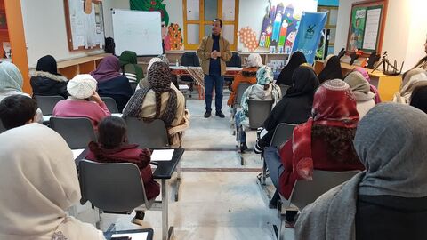 کرمانشاه.  نشست دو پنجره