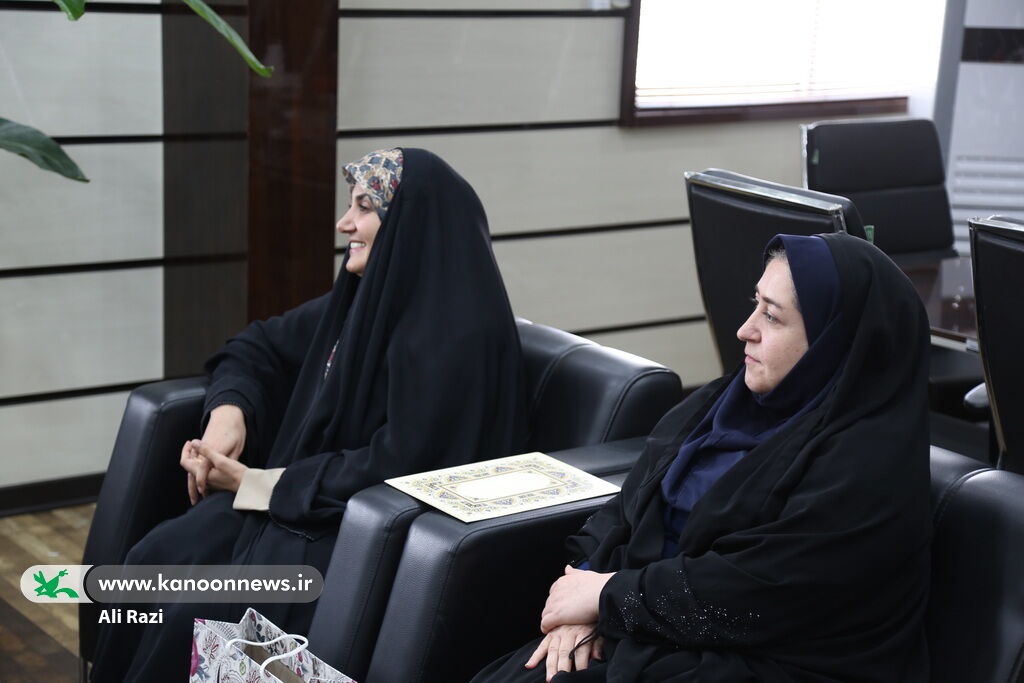 تقدیر مدیرکل کانون از مجموعه آموزش‌وپرورش استان بوشهر