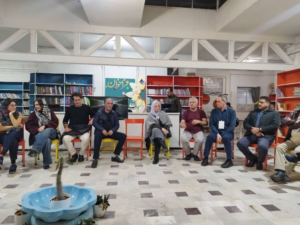 در دورهمی دبیر و داوران جشنواره تئاتر کودک با هنرمندان چه گذشت؟