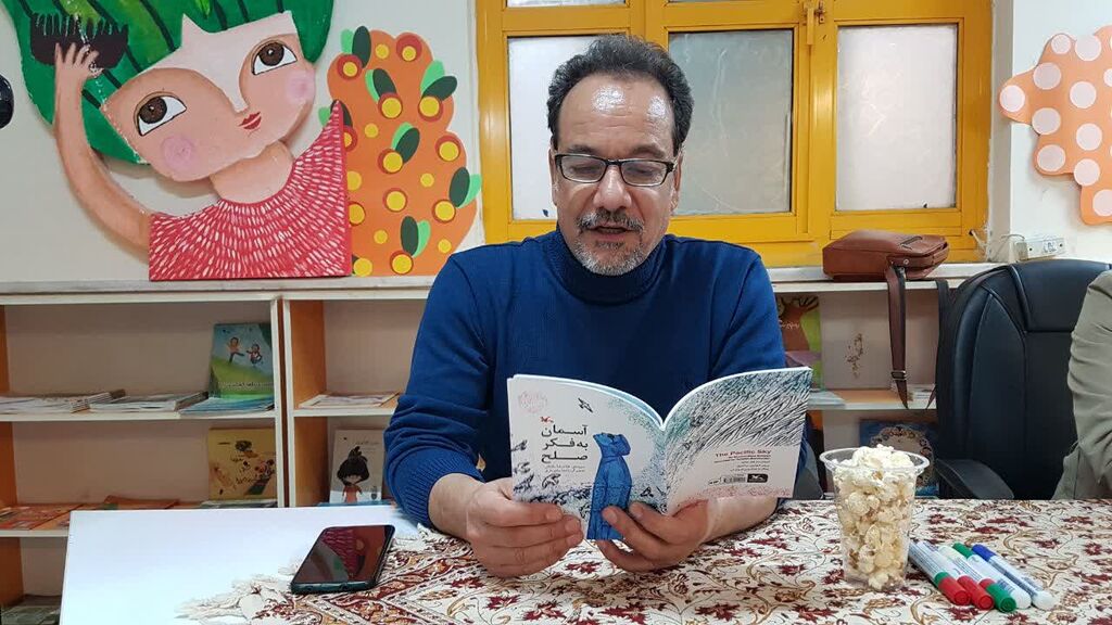 نشست دوپنجره در کانون کرمانشاه با حضور غلامرضا بکتاش شاعر و نویسنده بنام