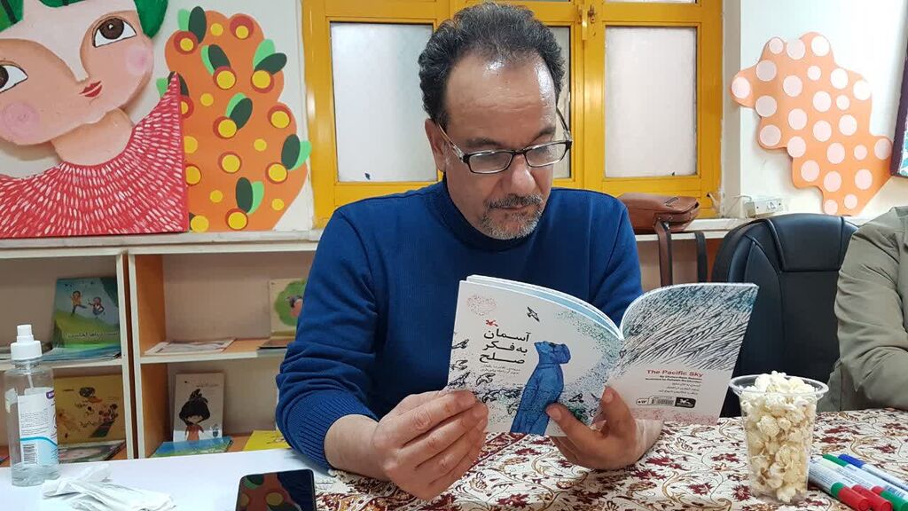 نشست دوپنجره در کانون کرمانشاه با حضور غلامرضا بکتاش شاعر و نویسنده بنام