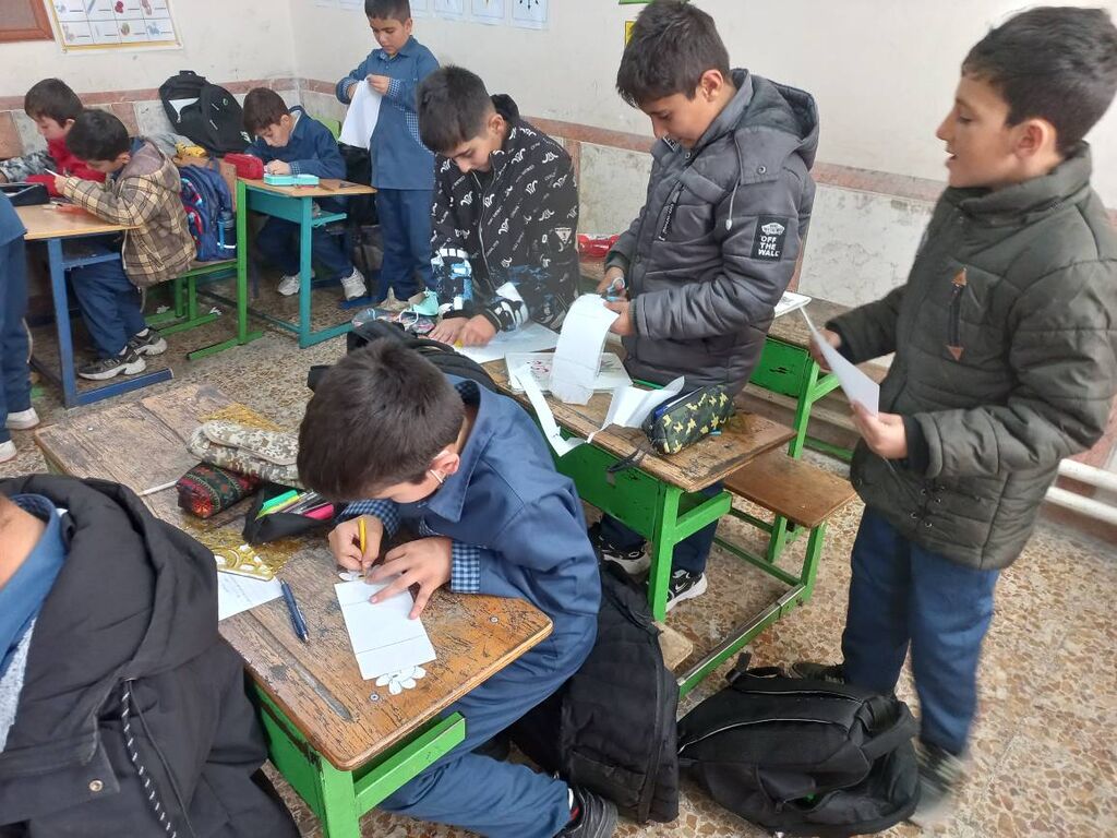 تداوم اجرای برنامه ملی «کانون مدرسه» با حضور دانش آموزان در مراکز کانون پرورش فکری آذربایجان شرقی