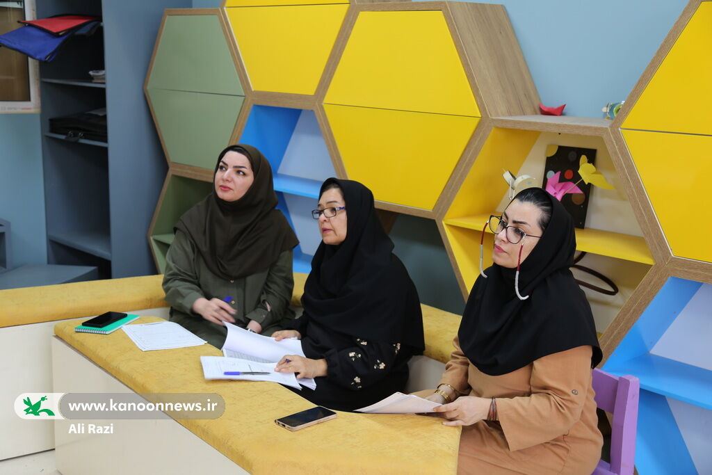 آغاز مرحله بازبینی بخش استانی بیستوهفتمین جشنواره بینالمللی قصهگویی در بوشهر