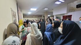 بازدید اعضا و مربیان کانون بندرعباس از موزه سیار