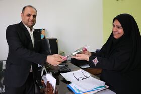 تقدیر مدیرکل کانون استان کرمان از کارکنان زن به مناسبت ولادت حضرت زهرا(س) و روز مقام زن