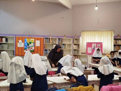 شکوفه‌های شادمانی؛ پویش ساخت تسبیح به  مناسبت میلاد حضرت فاطمه‌زهرا(س) در مراکز کانون استان اصفهان