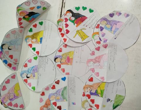 شکوفه‌های شادمانی؛ پویش ساخت تسبیح به  مناسبت میلاد حضرت فاطمه‌زهرا(س) در مراکز کانون استان اصفهان