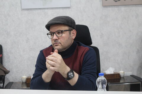 نشست ادبی «دو پنجره» با حضور افسانه شعبان نژاد در تبریز