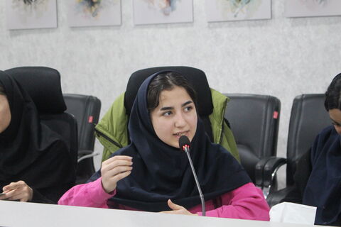 نشست ادبی «دو پنجره» با حضور افسانه شعبان نژاد در تبریز