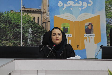 نشست ادبی «دو پنجره» با حضور افسانه شعبان نژاد در تبریز