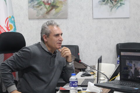 نشست ادبی «دو پنجره» با حضور افسانه شعبان نژاد در تبریز