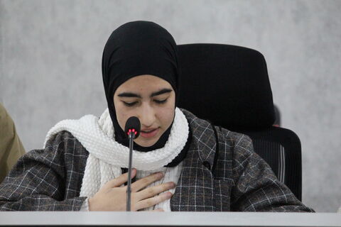 نشست ادبی «دو پنجره» با حضور افسانه شعبان نژاد در تبریز